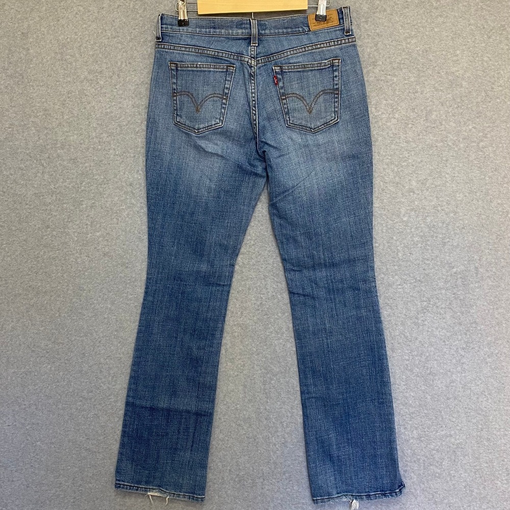 LEVIS 515 Women's Size 8 Long Boot Cut Mid Rise Medium Wash Denim Blue Jeans - Picture 2 of 13